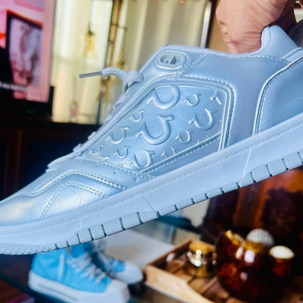 TRUE RELIGION 😍Women’s Gray Athletic Shoes, size 9. - Picture 4 of 12